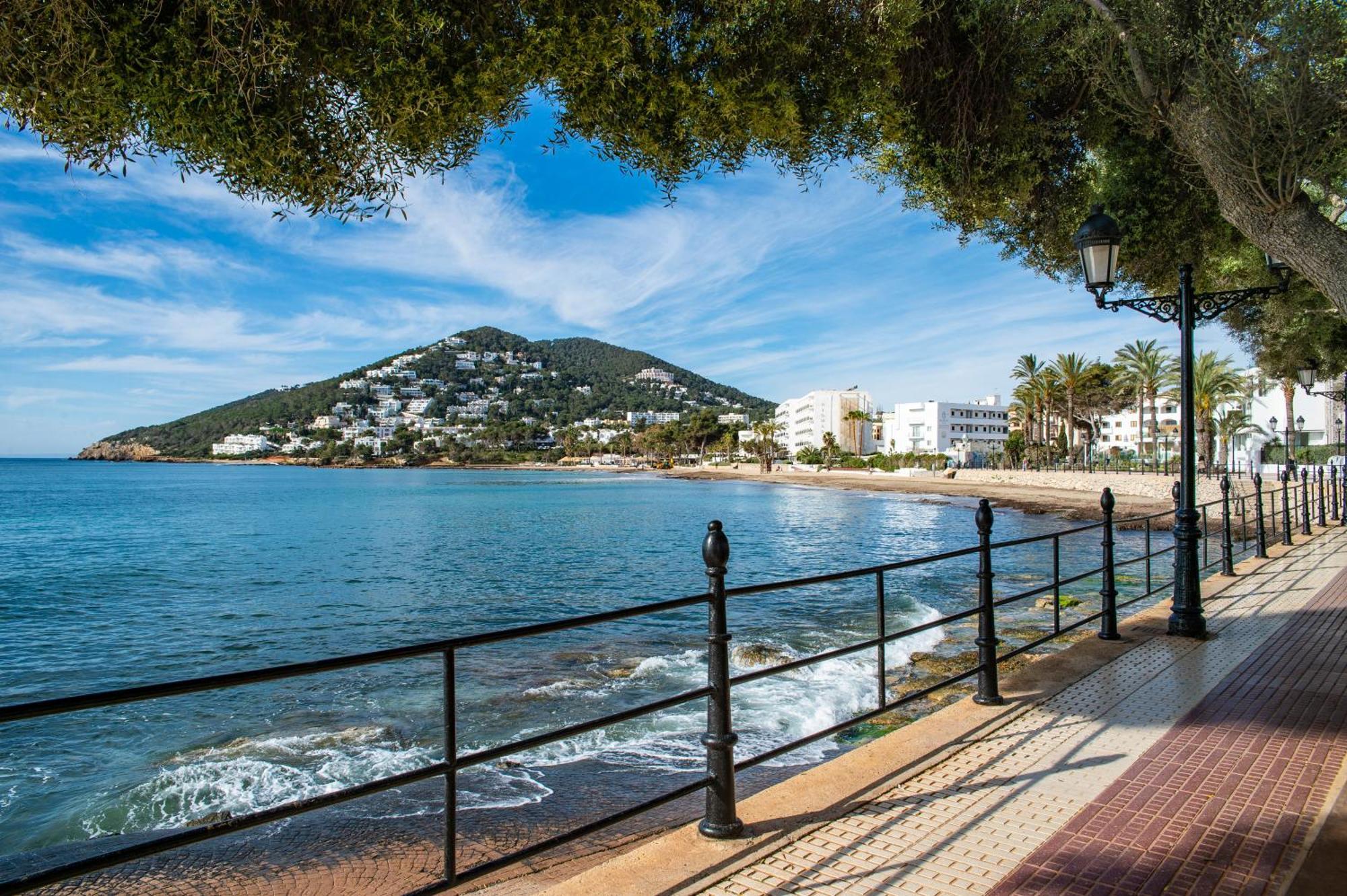Pierre & Ros Ibiza Apartamento Santa Eulária des Riu